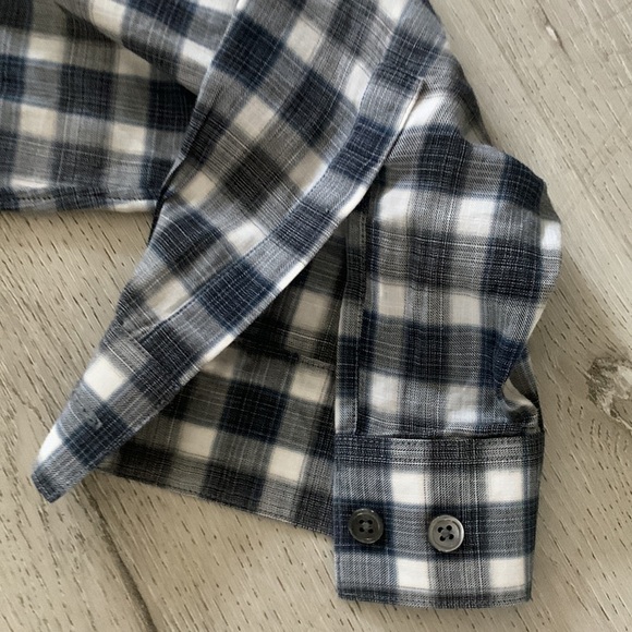 Theory Blue and white Plaid Button Down‎ size L casual dressy - Picture 6 of 11